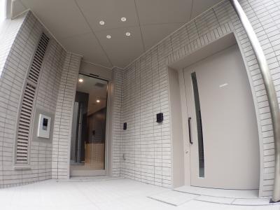 プレミストタワー大阪新町ローレルコート