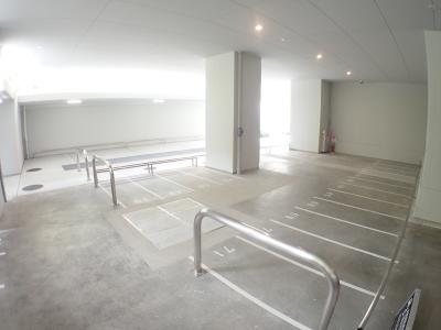 プレミストタワー靱本町