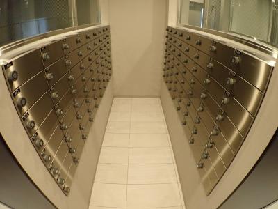 プレミストタワー大阪新町ローレルコート