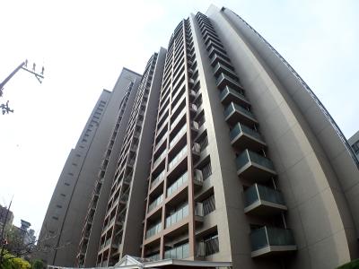 ラグザ大阪レジデンス