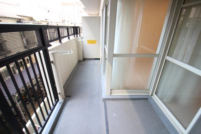 ビーバードルチェ阿波座