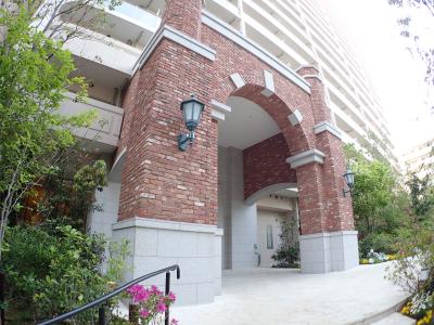 リバーガーデン福島木漏れ日の丘AB棟